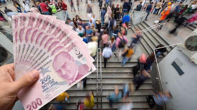 Dengeler değişti: İşi bilmeyene asgari ücretten fazla maaş 'Yeter ki gelsin'