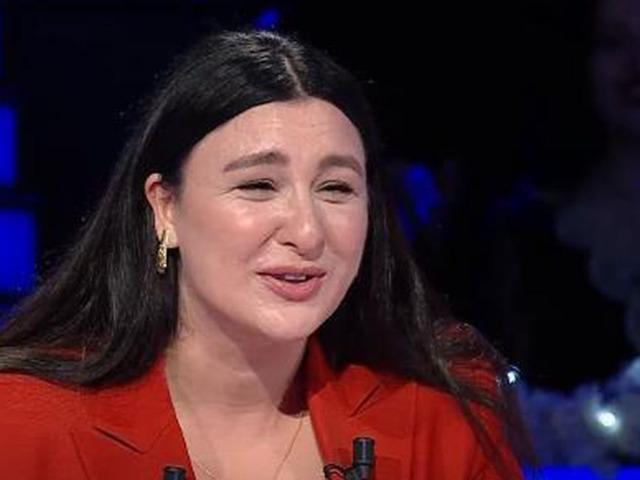 2 ayda 12 kilo verdi! İmajını da değiştirdi