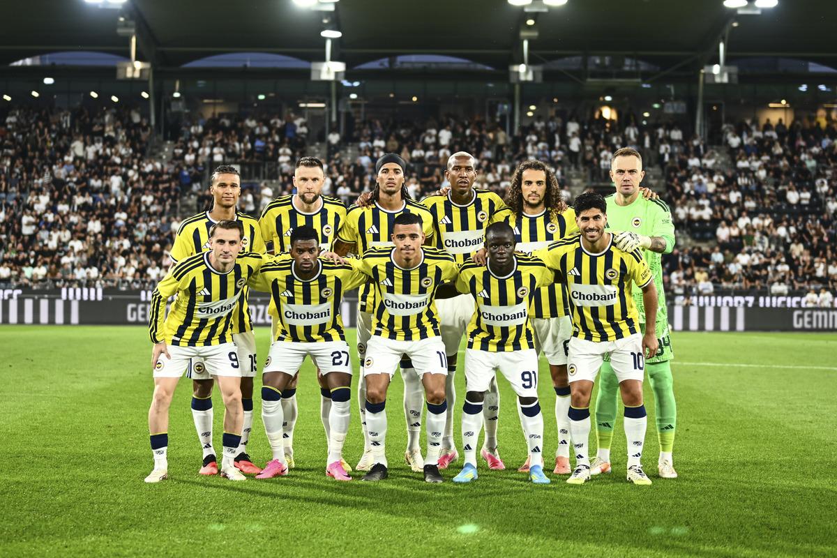 Ahmet &Ccedil;akar'dan Fenerbah&ccedil;e i&ccedil;in iddialı tahmin! Şimdiden a&ccedil;ıkladı...