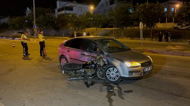 Karaman'da otomobil ile çarpışan motosikletin sürücüsü öldü