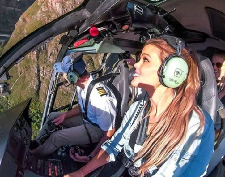 Dünyanın en seksi pilotu  G1