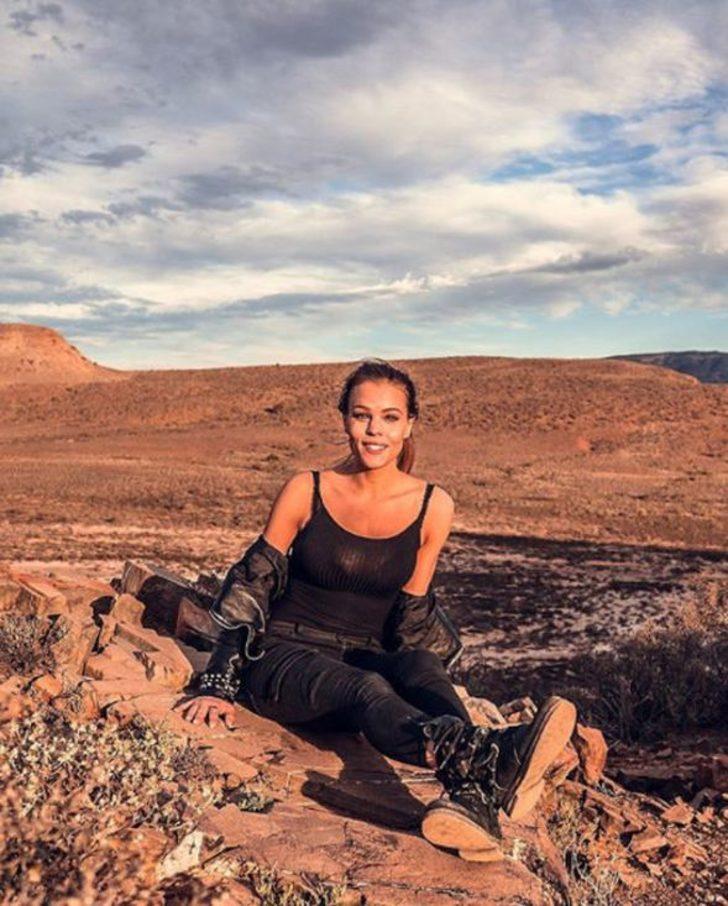 Dünyanın en seksi pilotu  G4