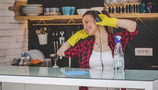 Bir işle uğraşırken m&uuml;zik dinleyenlerin ortak noktası