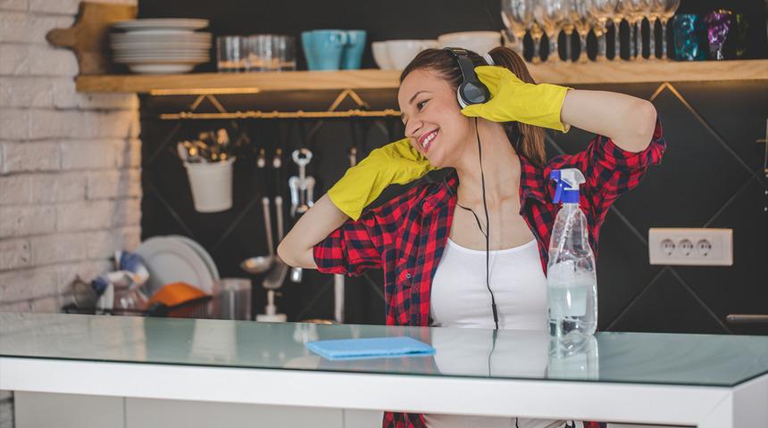 Bir işle uğraşırken m&uuml;zik dinleyenlerin ortak noktası a&ccedil;ıklandı