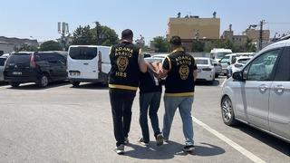 Adana'da evden altın ve para çaldıkları iddia edilen 2 zanlı tutuklandı