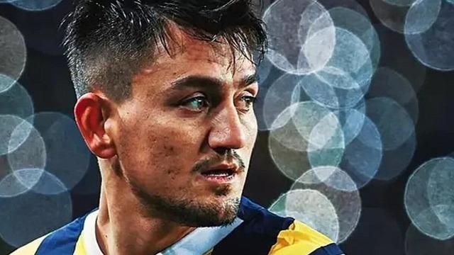 Cengiz Ünder'den Fenerbahçe yönetimini şoke eden talep! Yönetime iletti