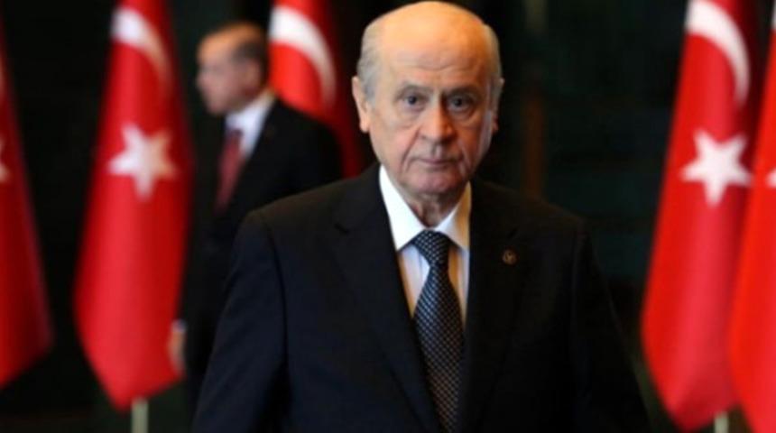 Meclis'in ilk oturumunu Deniz Baykal mı Devlet Bah&ccedil;eli mi y&ouml;netecek?