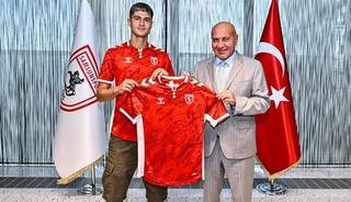 Samsunspor, Gabriele Guarino ile 5 yıllık s&ouml;zleşme imzaladı