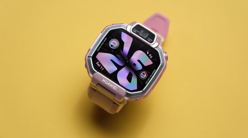 &Ccedil;ocuklar i&ccedil;in eğlence, ebeveynler i&ccedil;in g&uuml;ven: HUAWEI WATCH KIDS X1