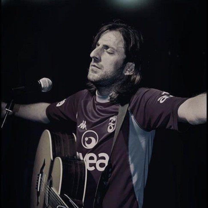 Karadeniz'in asi çocuğu Kazım Koyuncu aramızdan ayrılalı 13 yıl oldu  G2