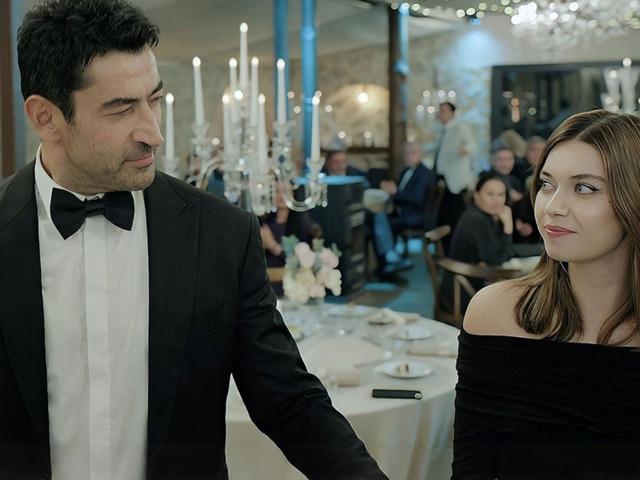 A.B.İ. dizisi i&ccedil;in Berg&uuml;zar Korel&rsquo;e teklif gitti! 