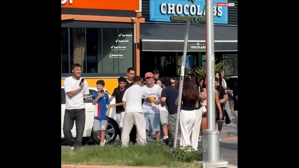 TikTok’ta ürün yiyerek 35 bin takipçiye ulaştı! Adana’daki buluşması olay oldu 1