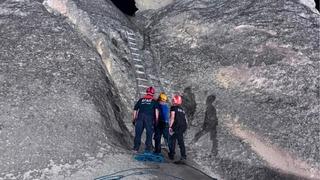 Peribacasının tepesinde mahsur kalan turisti AFAD ekipleri kurtardı