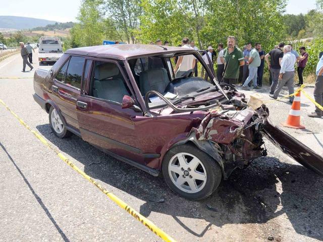Kastamonu’da iki otomobil çarpıştı: 1 ölü, 3 yaralı 4