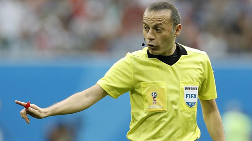 Arjantinli taraftarlar Nijerya ma&ccedil;ında C&uuml;neyt &Ccedil;akır'a g&uuml;veniyor!