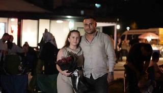 Film izlemeye geldi evlilik teklifi aldı