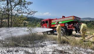 Bursa'da &ccedil;ıkan orman yangını b&uuml;y&uuml;meden s&ouml;nd&uuml;r&uuml;ld&uuml;