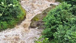 Giresun&rsquo;da anne ile 2 kızı sel sularına kapıldı
