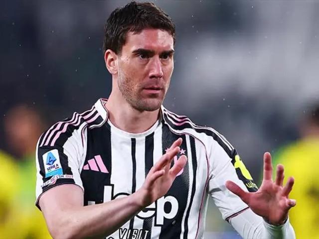 Beşiktaş, Dusan Vlahovic'i İstanbul'a getirdi