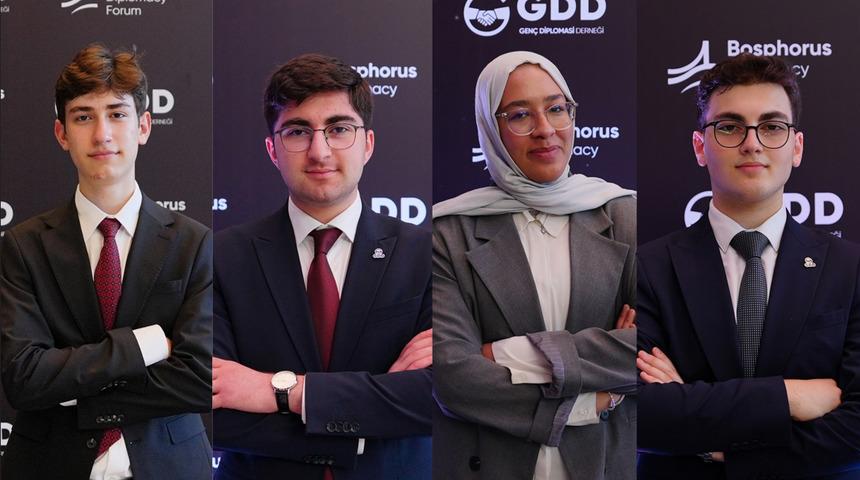 Bosphorus Diplomasi Forumu'nun gen&ccedil; kahramanları: 30 milleti buluşturan forumu gen&ccedil;ler y&ouml;netti