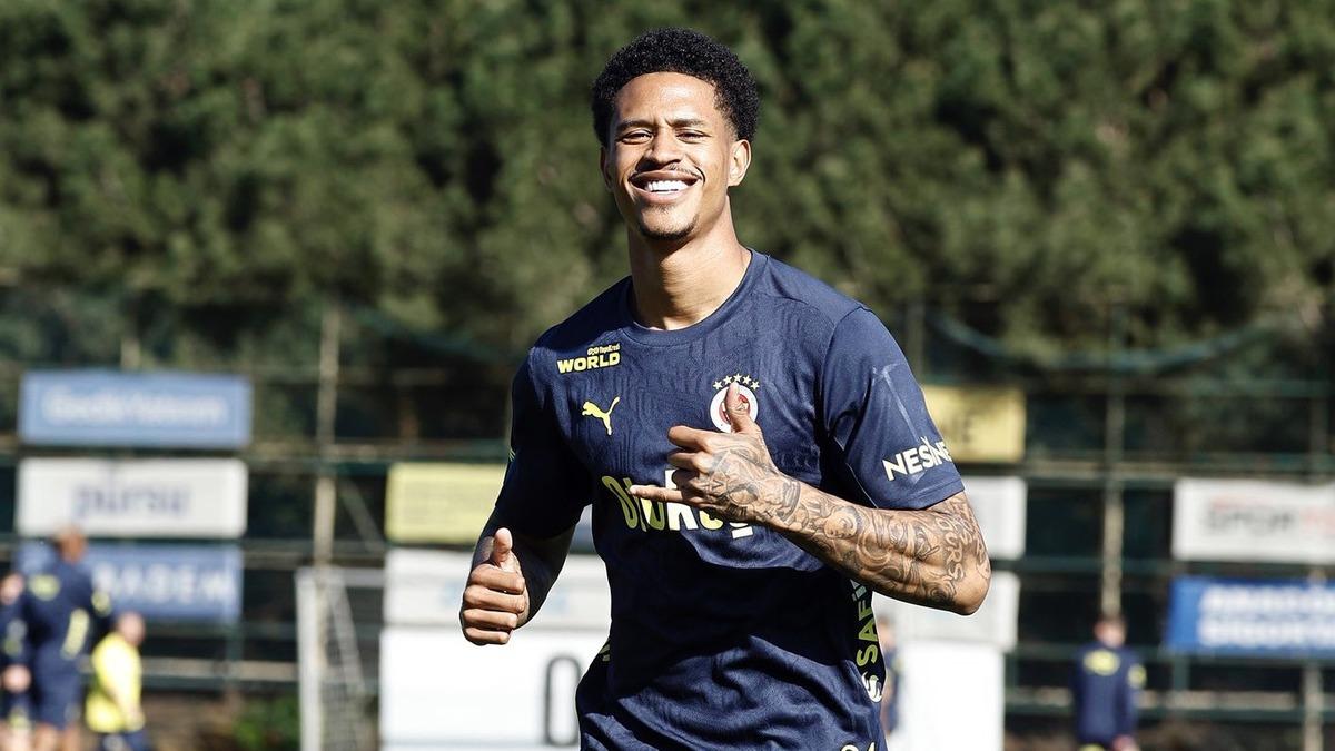Fenerbahçe de Oosterwolde Instagram dan duyurdu! 1