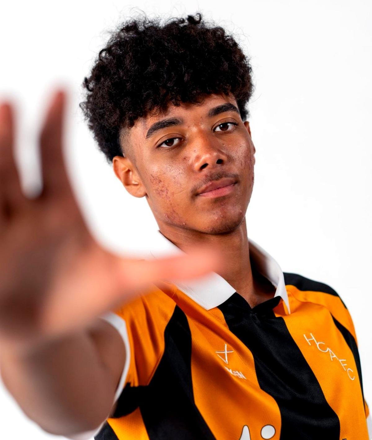 Acun Ilıcalı dan Hull City e bir takviye daha! Lucas Harrington imzaladı 1
