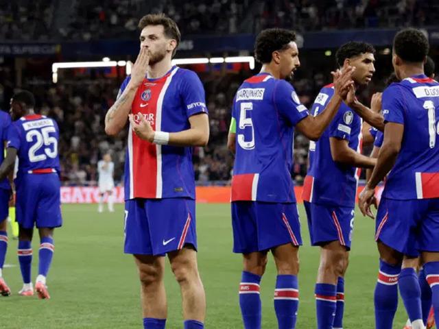 S&uuml;per Kupa'nın sahibi Paris Saint-Germain! Aston Villa'yı ge&ccedil;ti