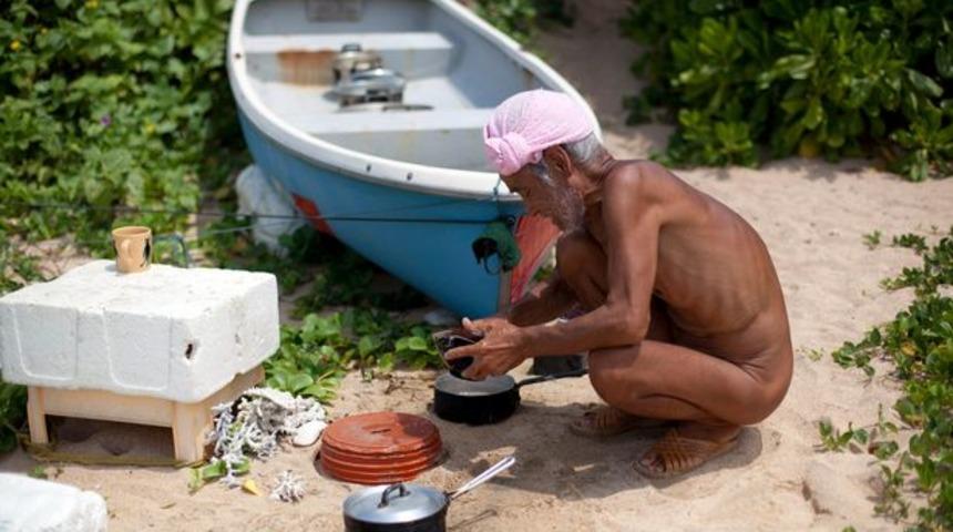 '&Ccedil;ıplak Hermit'in 30 yıllık ıssız ada macerası sona erdi