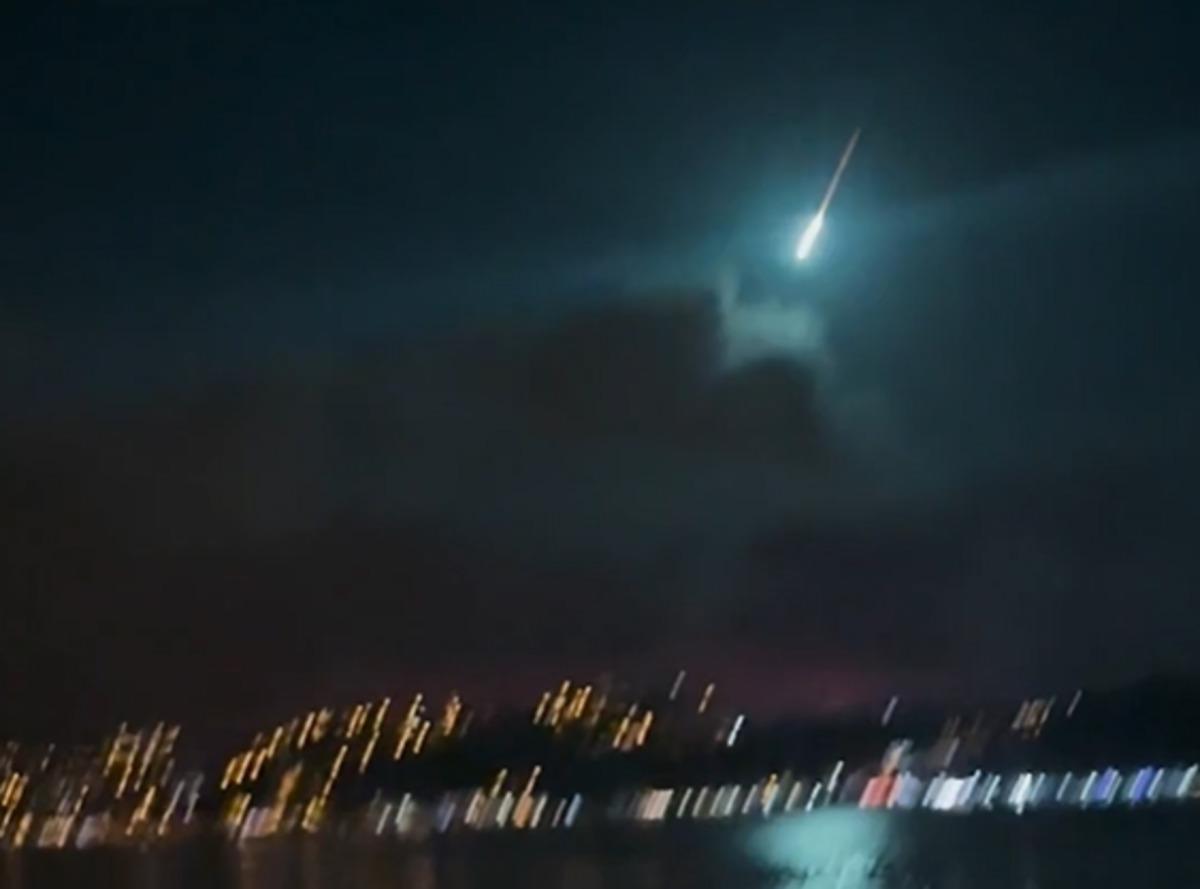 İstanbul da meteor, Avrupa da tam güneş tutulması: İşte görenleri büyüleyen o anların görüntüleri 2
