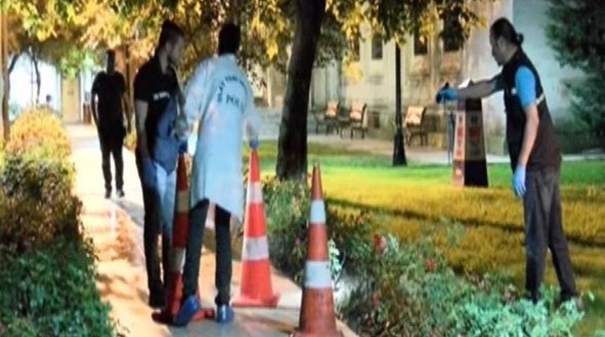 Fatih'te cami bah&ccedil;esinde korkun&ccedil; olay