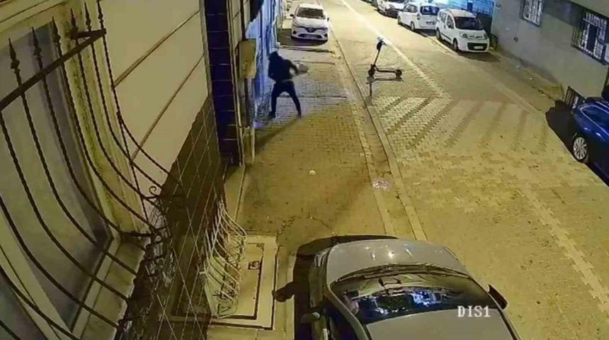 Eski sevgili dehşeti! Ayrılığı hazmedemedi, aileyi evinden etti