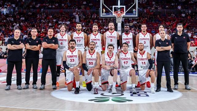 A Milli Erkek Basketbol Takımı’nın 17 kişilik aday kadrosu belli oldu