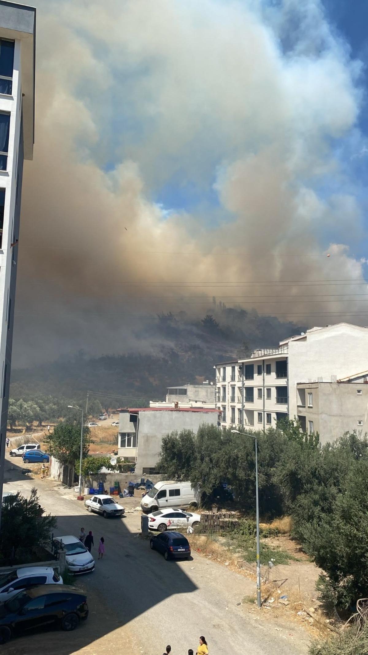 Kaz Dağları nda yangın! Rüzgar şiddetini artırdı, yerleşim yerleri tehdit altında 6