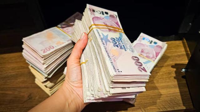 Milyonlarca emekliyi ilgilendiriyor! Nakit promosyona ek '90 bin TL' (Ziraat, Garanti, Akbank)