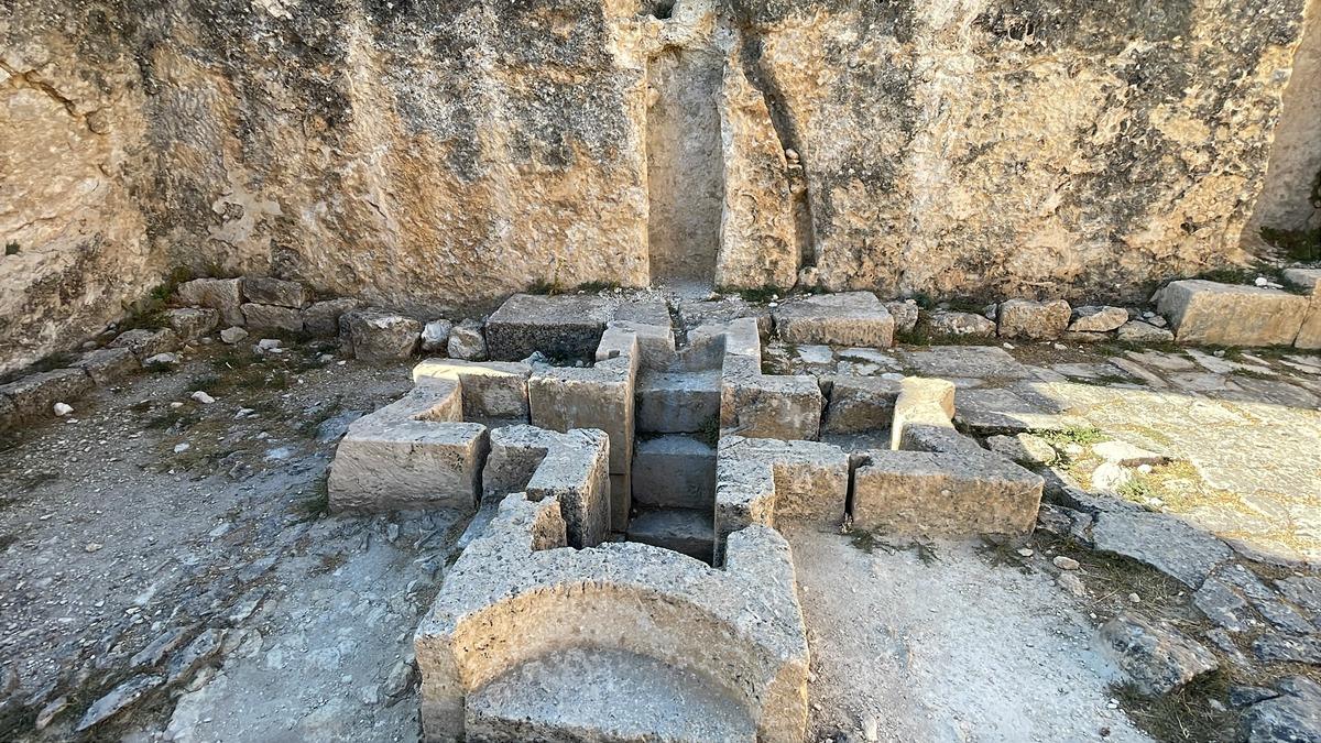 Evliya &Ccedil;elebi hayranlıkla bahsetmişti: 1500 yıldır ayakta! 4