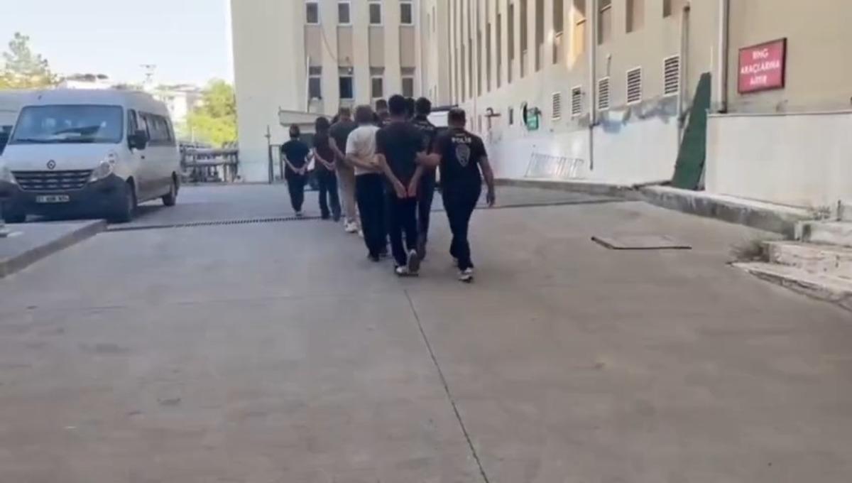 Rojin Kabaiş in babası şikayetçi oldu! "Geri çek yoksa Rojin in yanına gidersin" 5