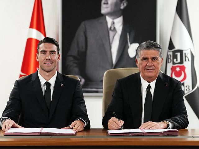 Beşiktaş, Vlahovic'in maliyetini a&ccedil;ıkladı!