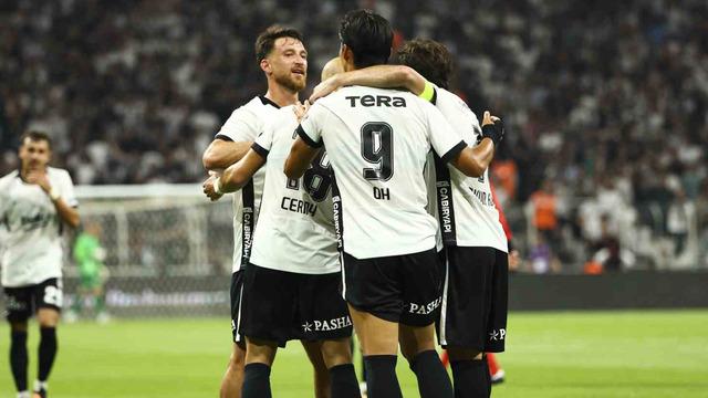 CANLI | Beşiktaş - Hradec Kralove Maç Özeti