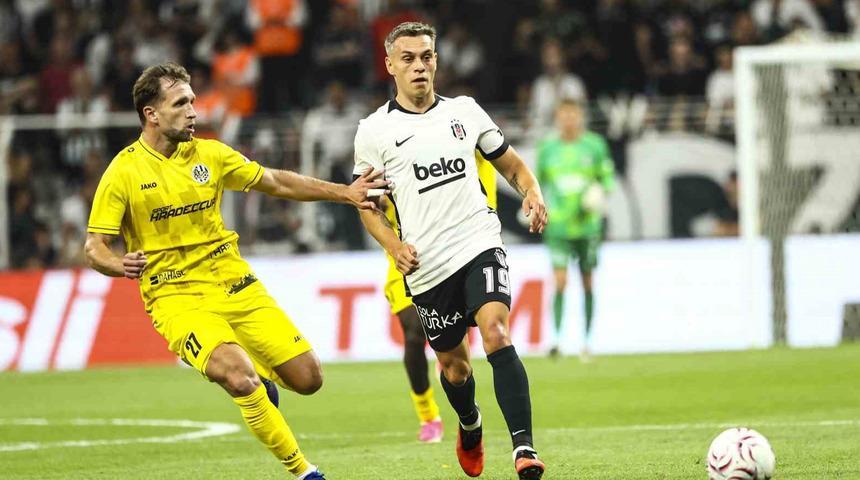 Leandro Trossard ilk kez Beşiktaş formasını giydi