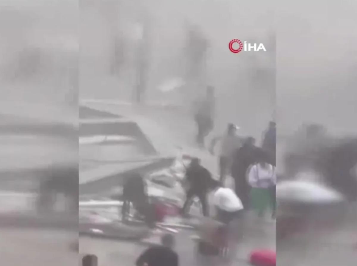 Mısır’da alışveriş merkezinde patlama: Ölüler ve yaralılar var 1