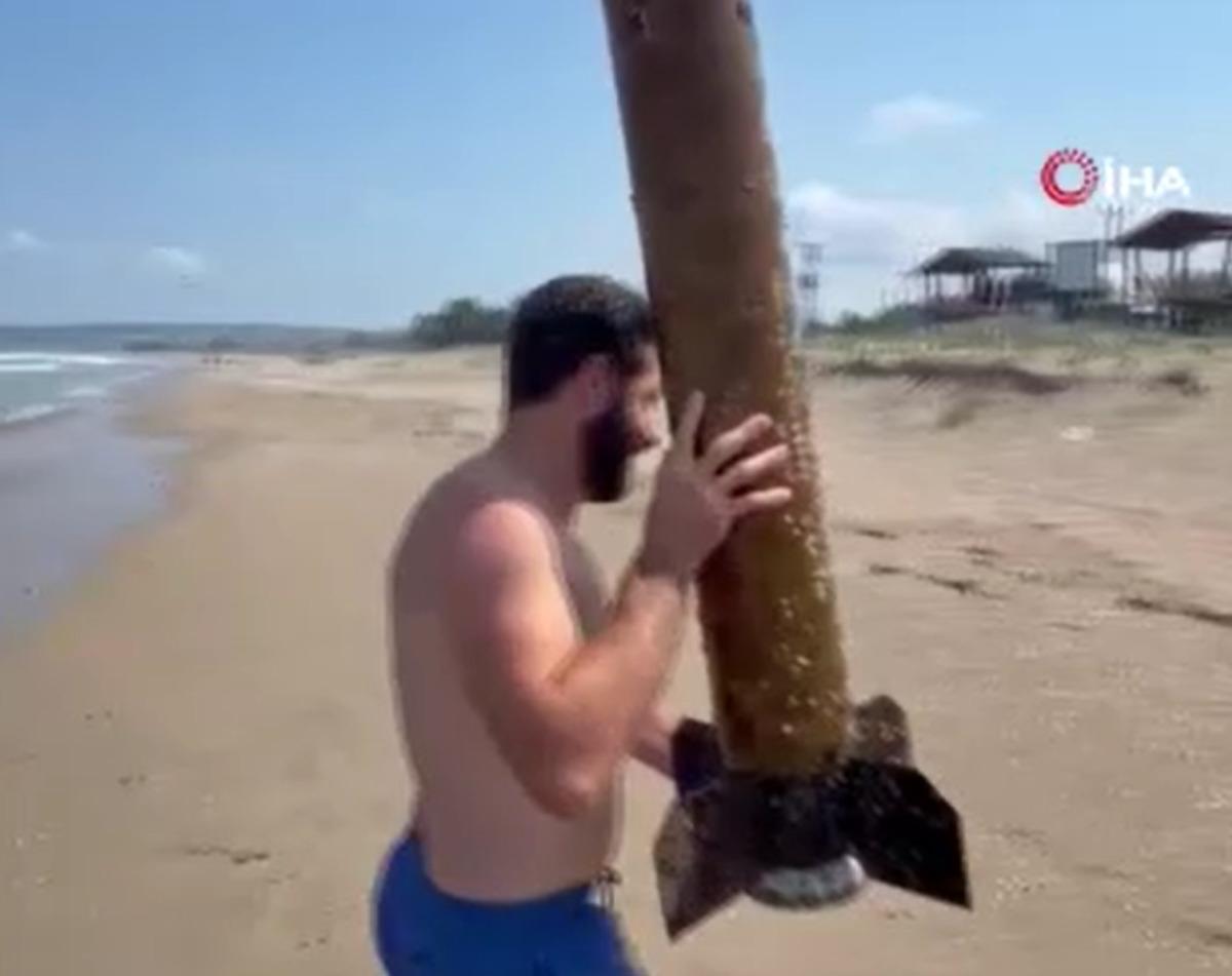 Sinop ta denizde buldu! Tehlikeye rağmen kucaklayıp getirdi 2