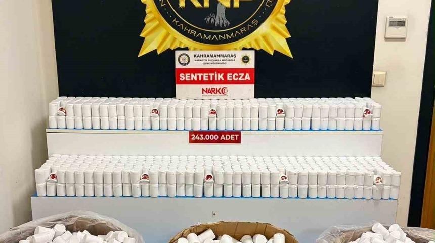 Kahramanmaraş&rsquo;ta 243 bin sentetik ecza ele ge&ccedil;irildi