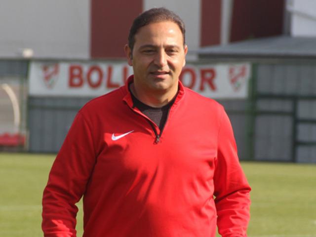 Fuat Çapa Eskişehirspor'a imzayı atıyor
