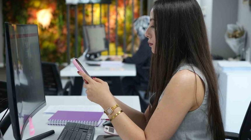 Site y&ouml;netiminde yapay zeka d&ouml;nemi: 3 g&uuml;nl&uuml;k telefon trafiğini 1 saate indirdiler