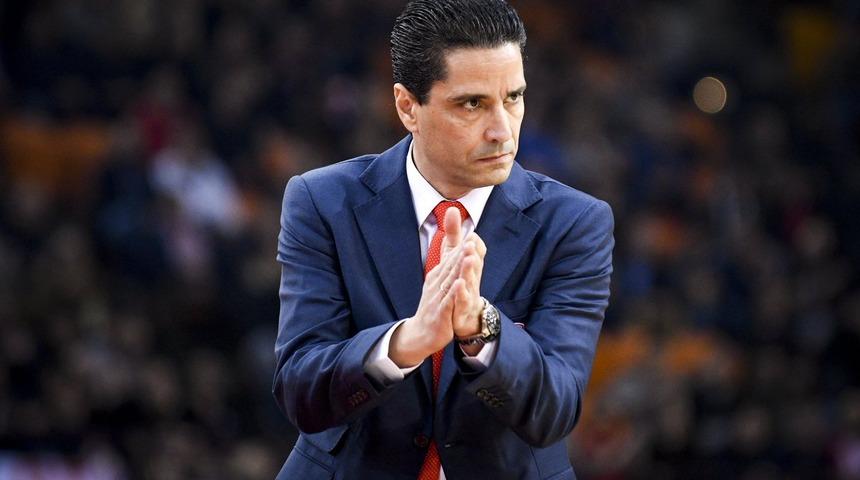 Olympiakos Ioannis Sfairopoulos ile yollarını ayırdı