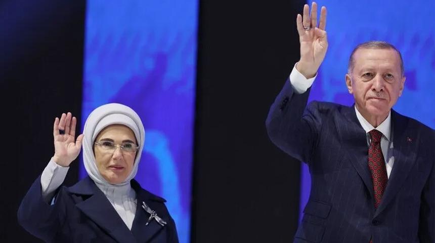 Emine Erdoğan'dan AK Parti'nin kuruluş yıl d&ouml;n&uuml;m&uuml; paylaşımı