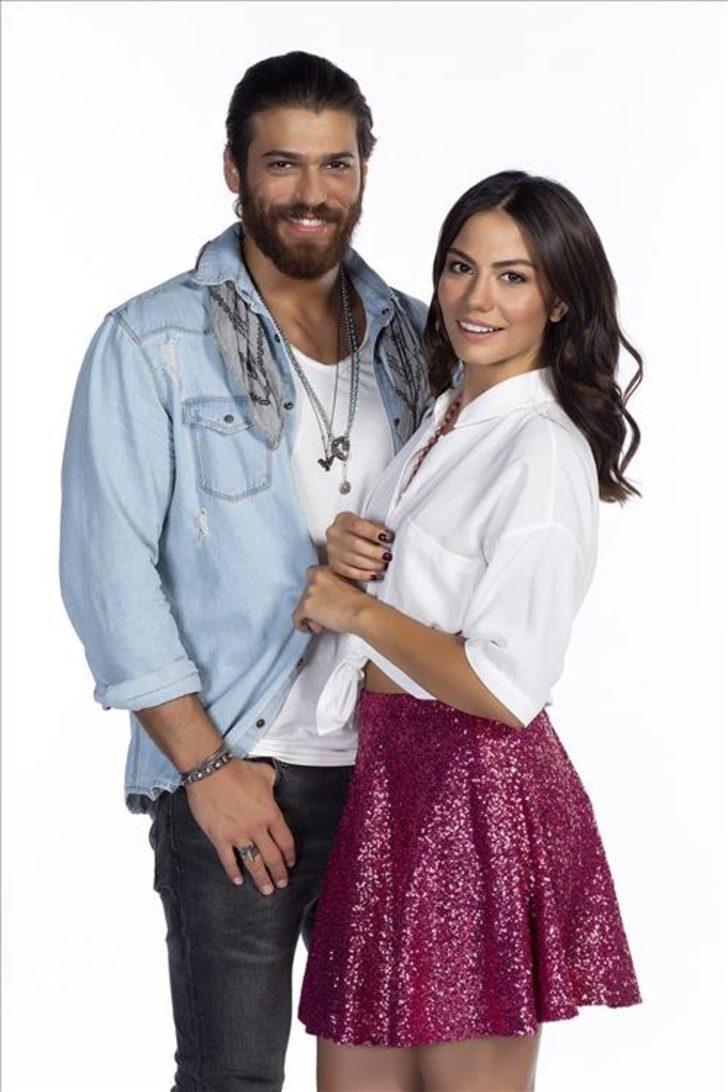 Demet Özdemir Kimdir Hangi Saç Rengini Kullanıyor Demet Özdemir Kimdir Hangi Saç Rengini Kullanıyor