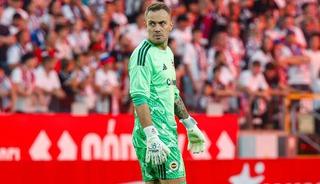Fenerbah&ccedil;e'de sakatlanan Mert G&uuml;nok'tan k&ouml;t&uuml; haber!