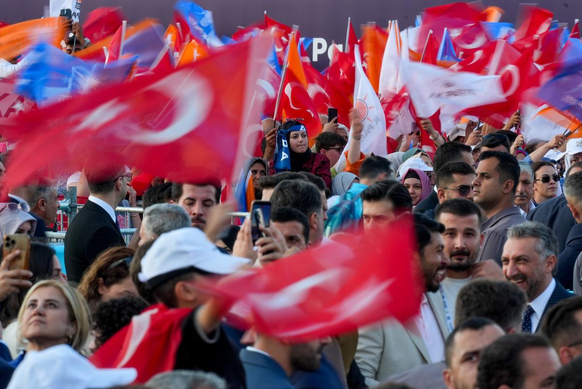 Cumhurbaşkanı Erdoğan 25. Yıl programında konuştu: "Artık anneler ağlamayacak! Terörü ve emperyalist planı altüst ediyoruz" 11