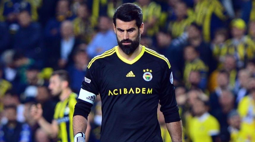 Fenerbah&ccedil;e, Volkan Demirel ile 1 yıllık anlaşmaya vardı